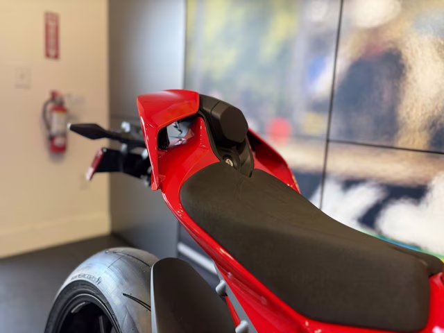 2026 RED Ducati PANIGALE V4