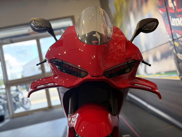 2026 RED Ducati PANIGALE V4