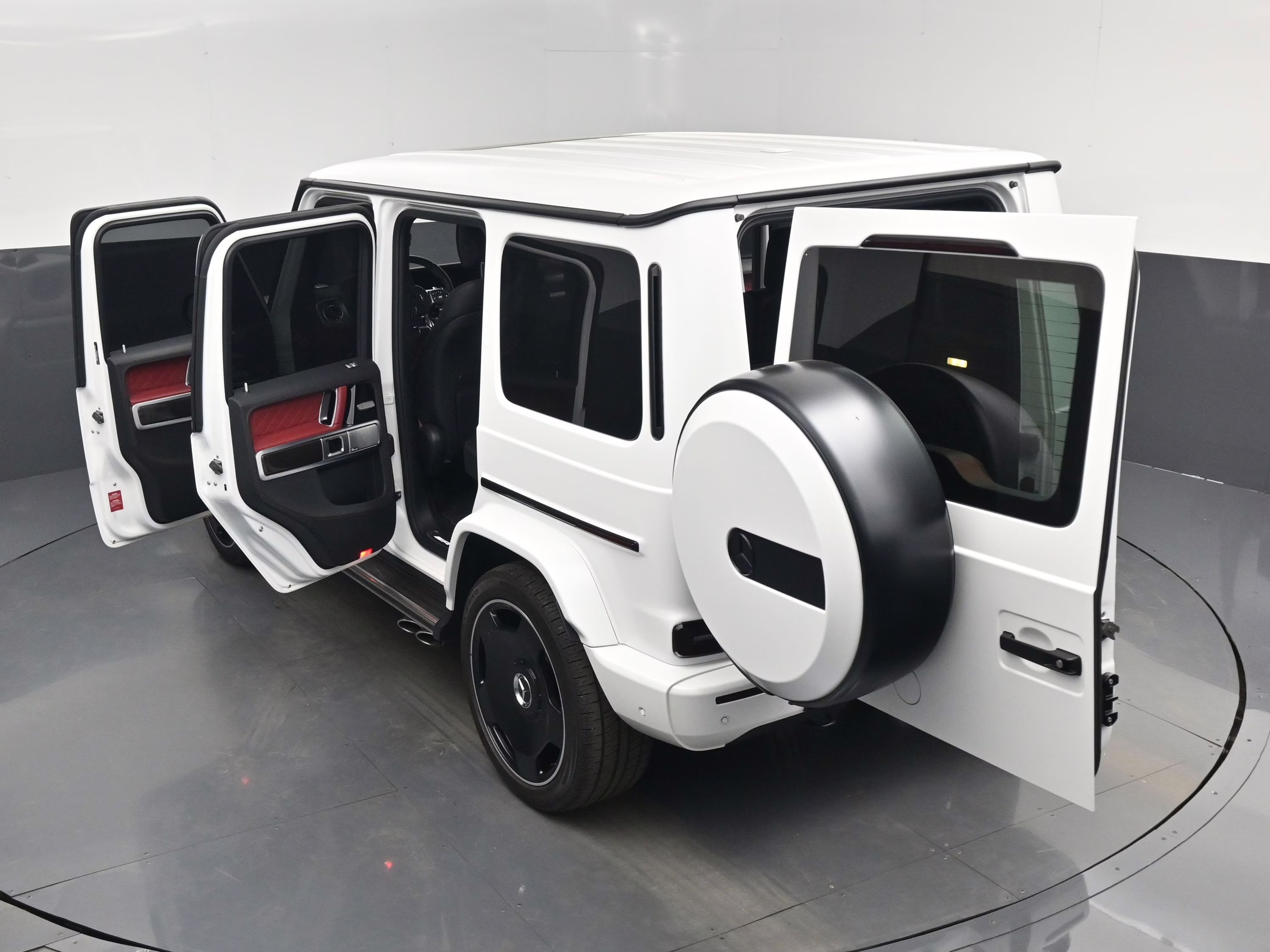 2022 G MANUFAKTUR Moonlight White magno Mercedes-Benz G-Class G 63 AMG AWD SUV