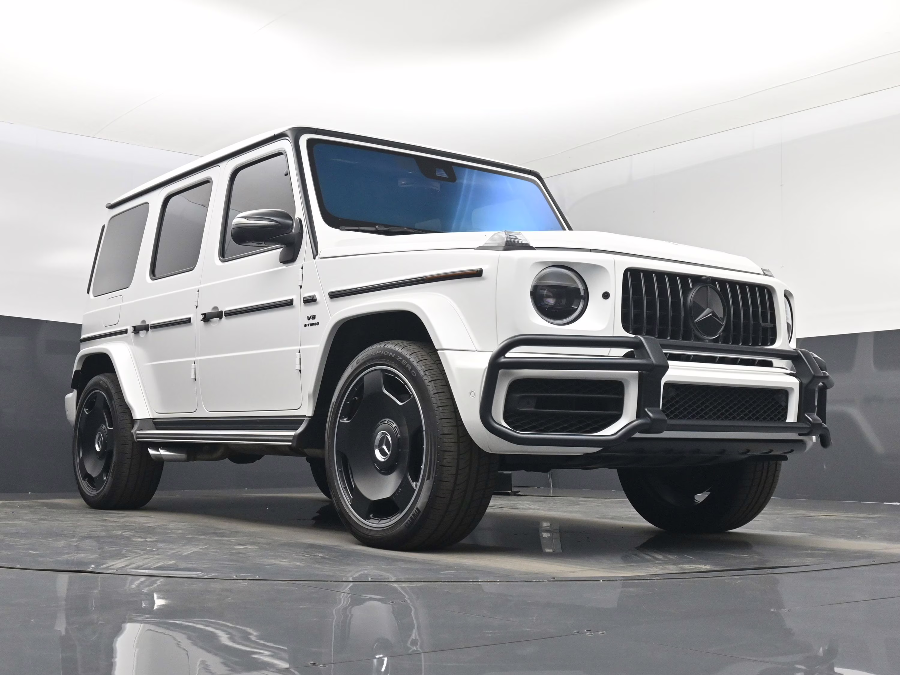 2022 G MANUFAKTUR Moonlight White magno Mercedes-Benz G-Class G 63 AMG AWD SUV