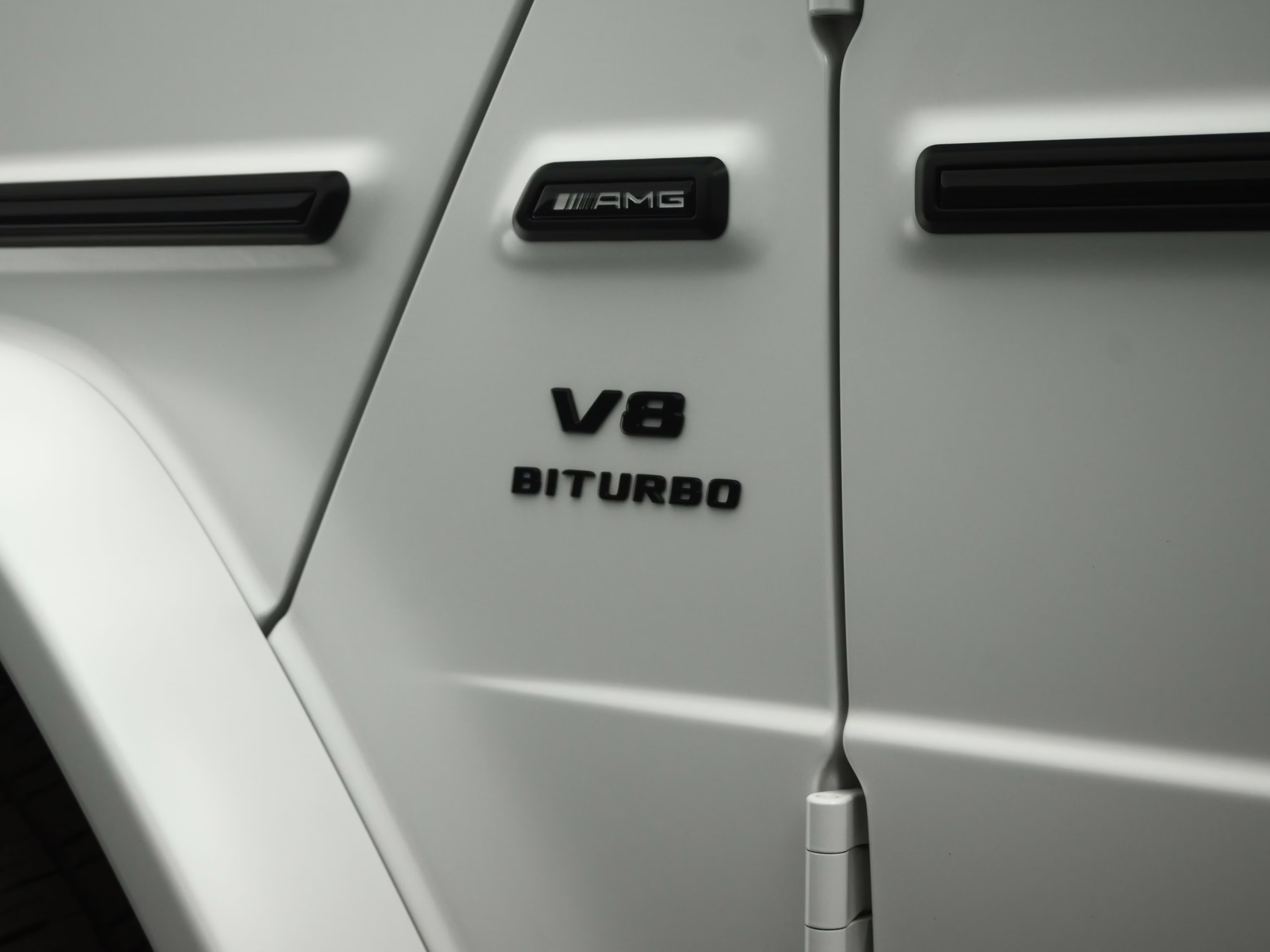 2022 G MANUFAKTUR Moonlight White magno Mercedes-Benz G-Class G 63 AMG AWD SUV