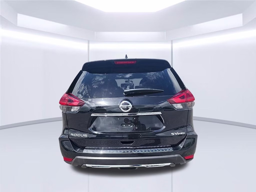 2018 Magnetic Black Nissan Rogue SV AWD SUV
