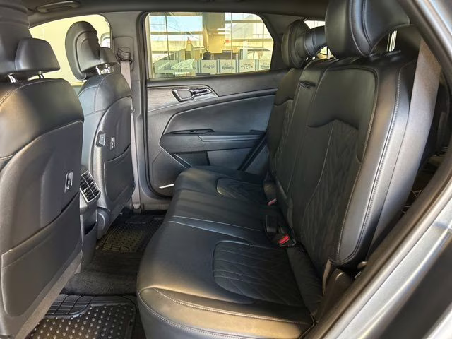 2023 Shadow Matte Gray Kia Sportage Plug-In Hybrid X-Line Prestige AWD SUV