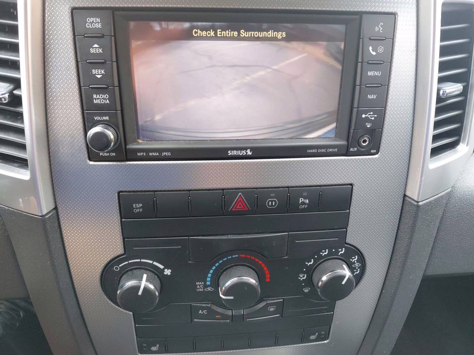 2009 Light Graystone Pearlcoat Jeep Grand Cherokee Laredo 4X4 SUV