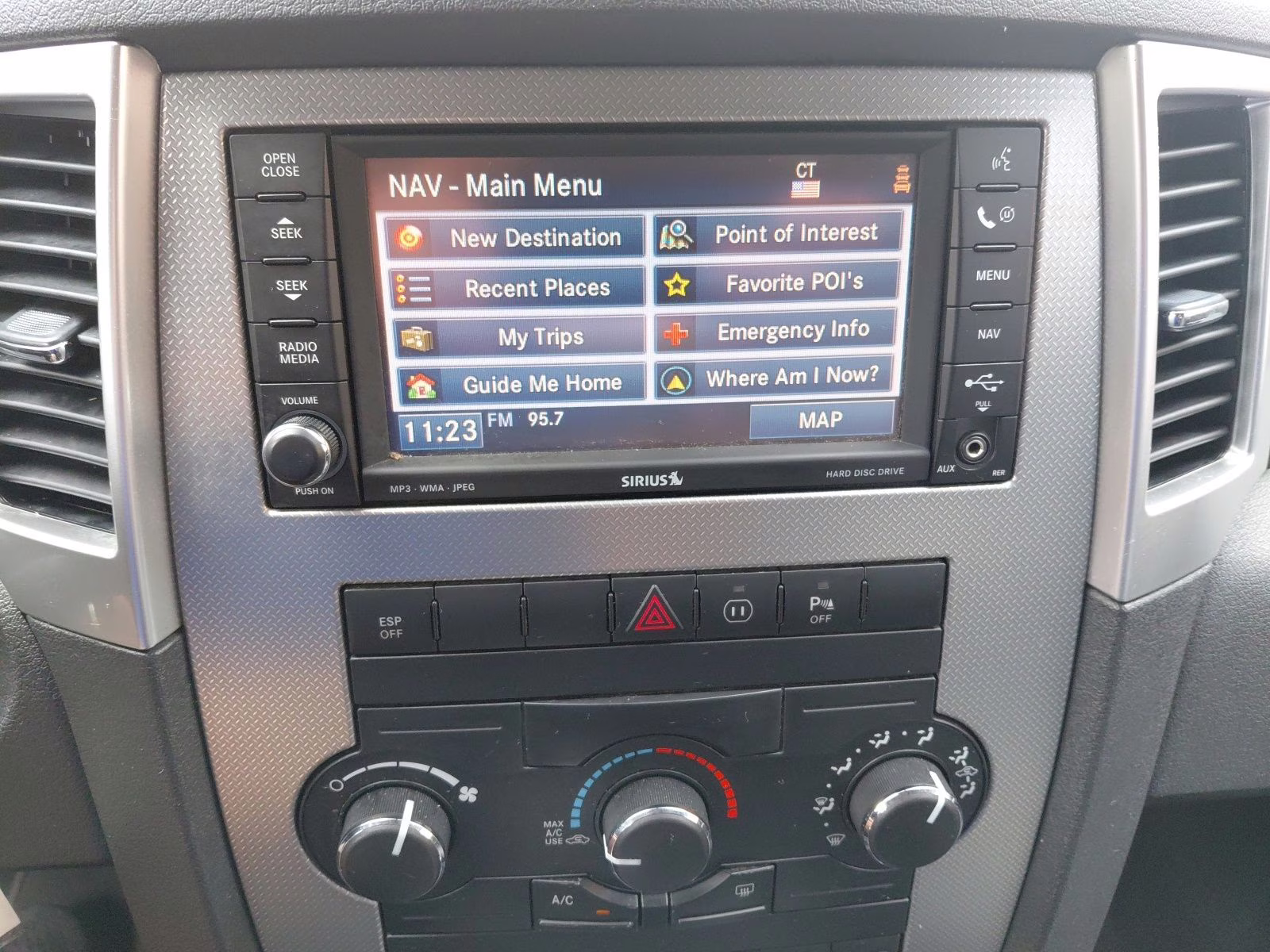 2009 Light Graystone Pearlcoat Jeep Grand Cherokee Laredo 4X4 SUV