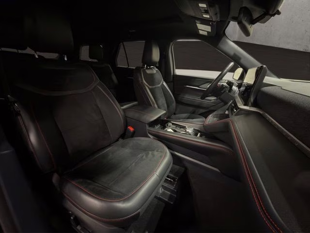 2025 Agate Black Metallic Ford Explorer ST 4X4 SUV