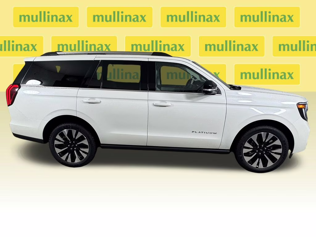2026 Star White Metallic Tri-Coat Ford Expedition Platinum 4X4 SUV