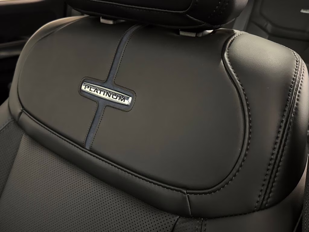 2026 Argon Blue Metallic Ford Super Duty F-350 SRW Platinum 4X4 Truck