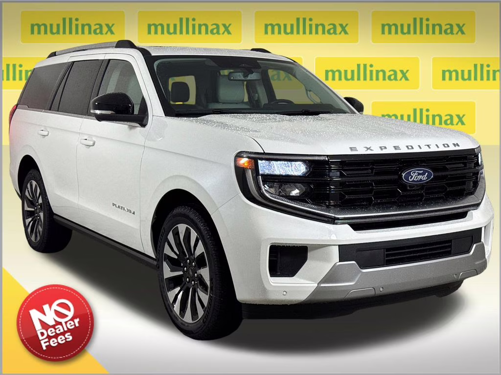 2026 Star White Metallic Tri-Coat Ford Expedition Platinum 4X4 SUV