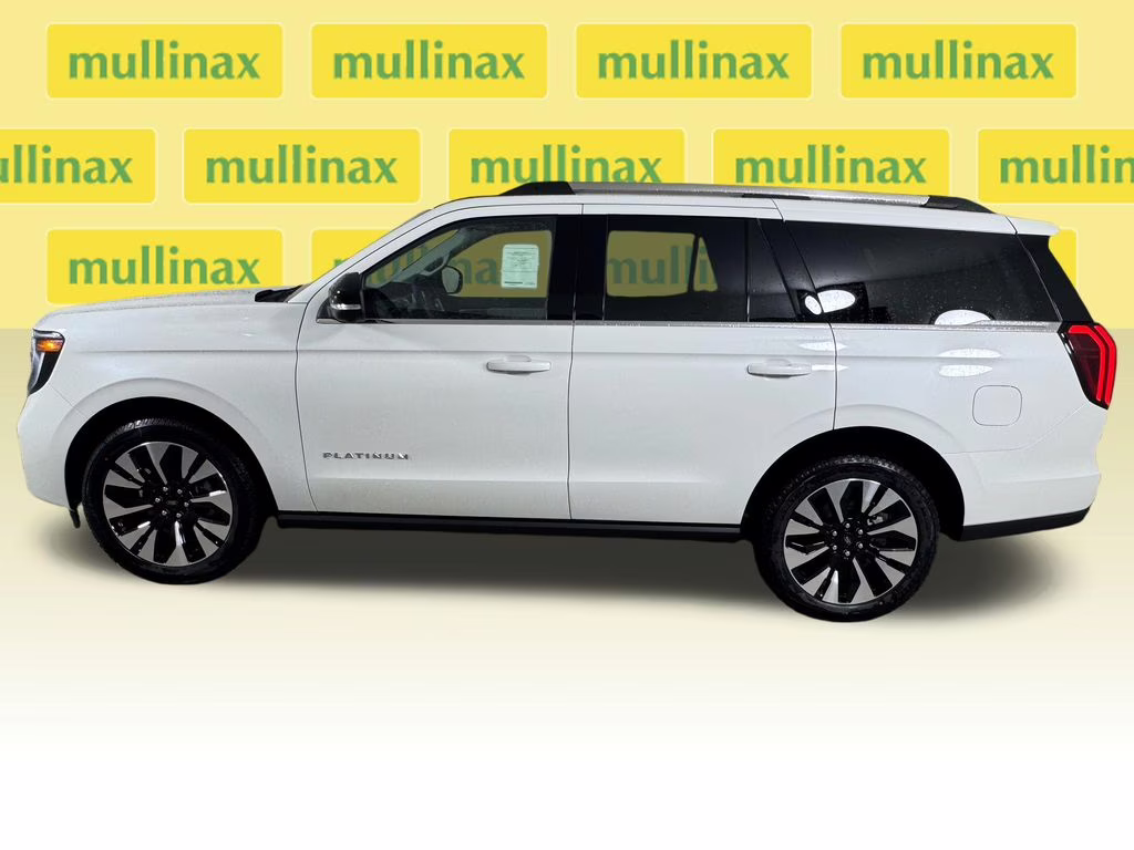 2026 Star White Metallic Tri-Coat Ford Expedition Platinum 4X4 SUV