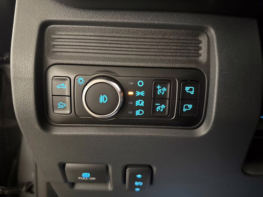 2026 Carbonized Gray Metallic Ford Super Duty F-250 SRW Lariat 4X4 Truck