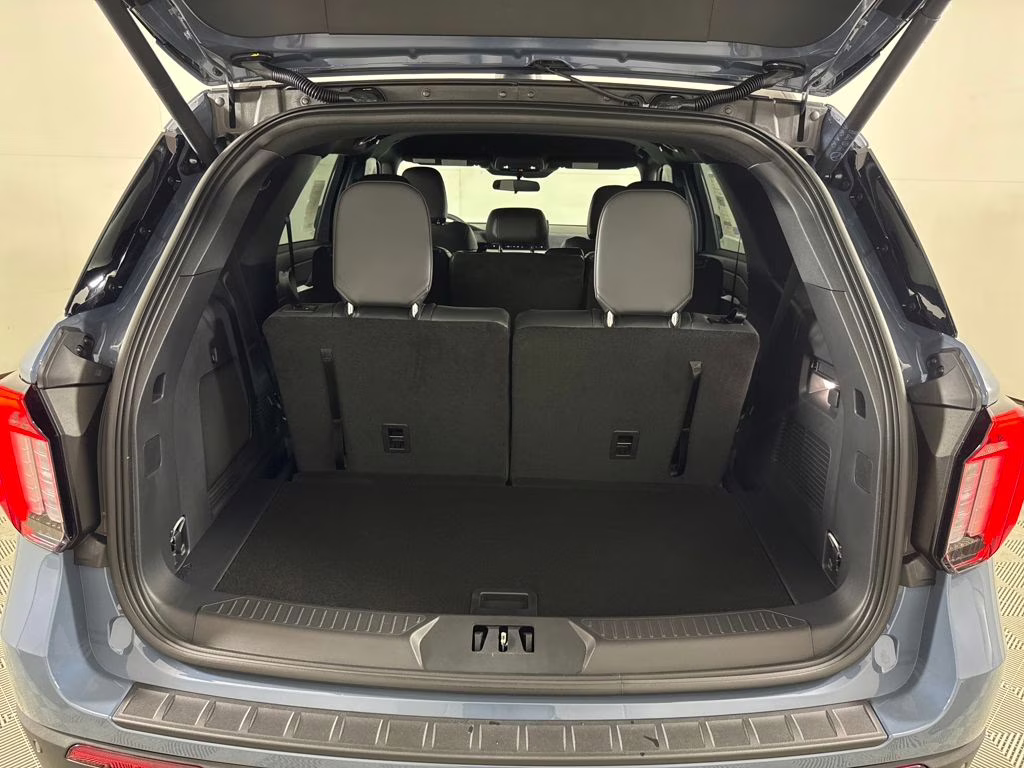 2026 Vapor Blue Metallic Ford Explorer ST-Line RWD SUV