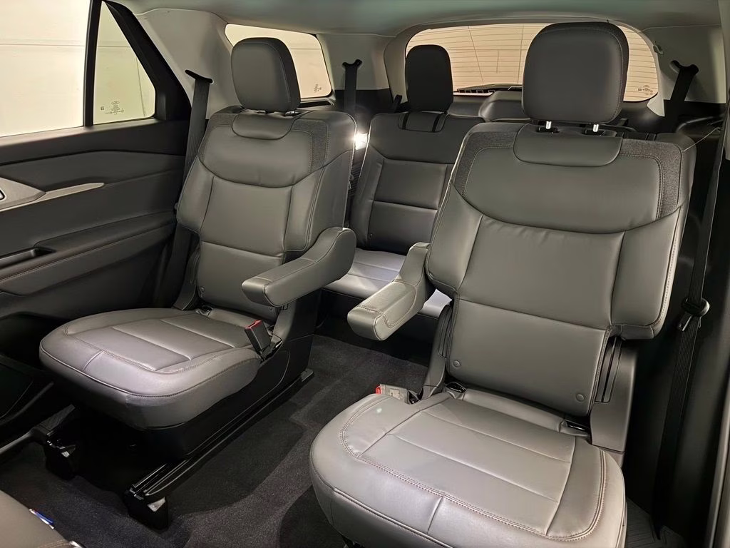 2026 Carbonized Gray Metallic Ford Explorer Active RWD SUV