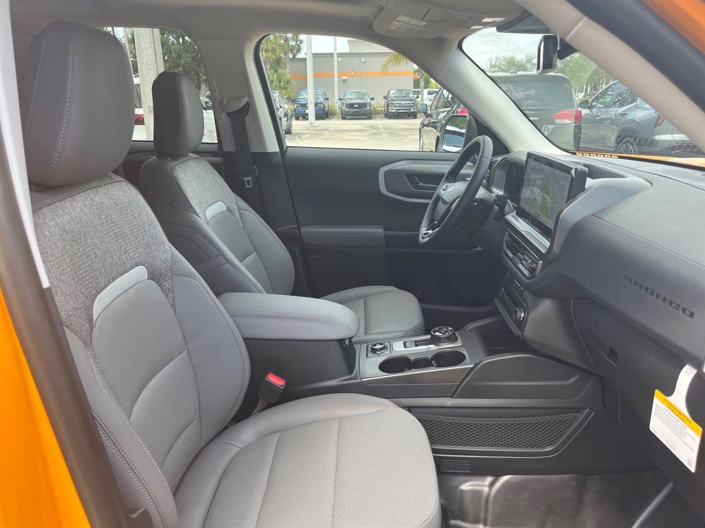 2026 Orange Fury Metallic Tri-Coat Ford Bronco Sport Badlands 4X4 SUV