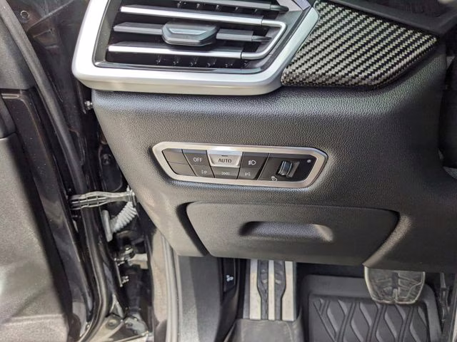 2022 Black Sapphire Metallic BMW X6 M50i AWD SUV