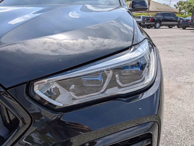 2022 Black Sapphire Metallic BMW X6 M50i AWD SUV