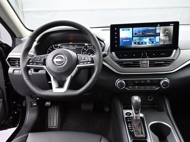 2026 Super Black Clearcoat Nissan Altima 2.5 SR FWD Sedan