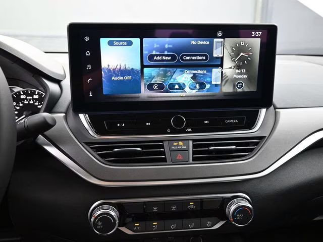 2026 Super Black Clearcoat Nissan Altima 2.5 SR FWD Sedan