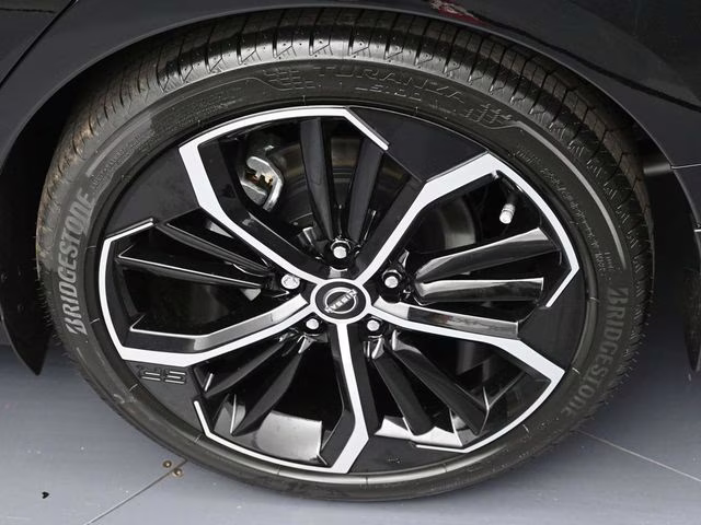 2026 Super Black Clearcoat Nissan Altima 2.5 SR FWD Sedan