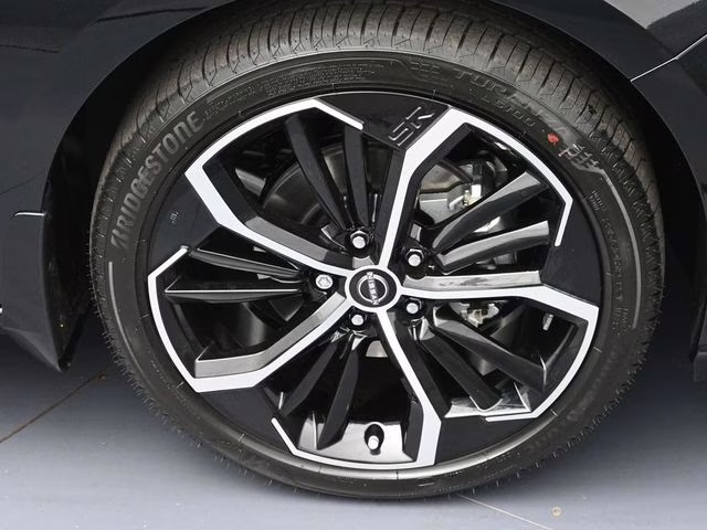2026 Super Black Clearcoat Nissan Altima 2.5 SR FWD Sedan