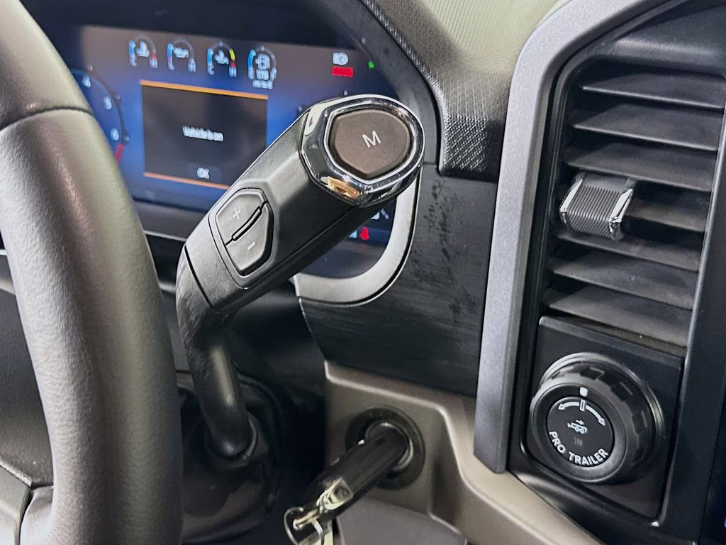 2024 Oxford White Ford F-150 XLT 4X4 Truck