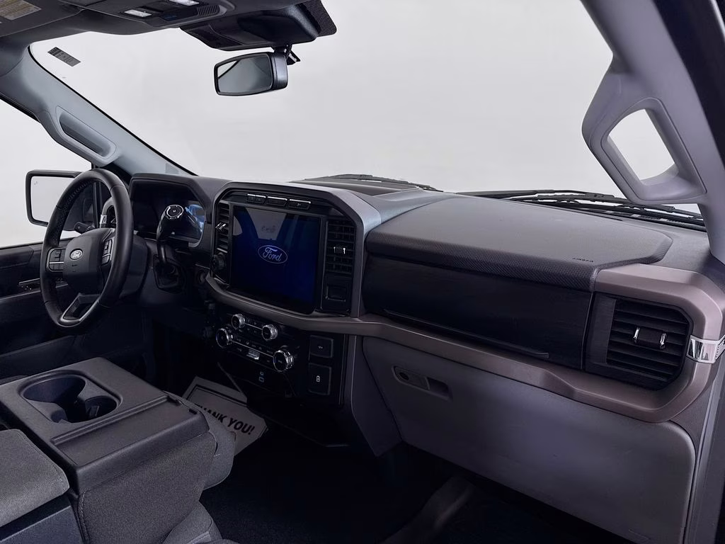 2024 Oxford White Ford F-150 XLT 4X4 Truck