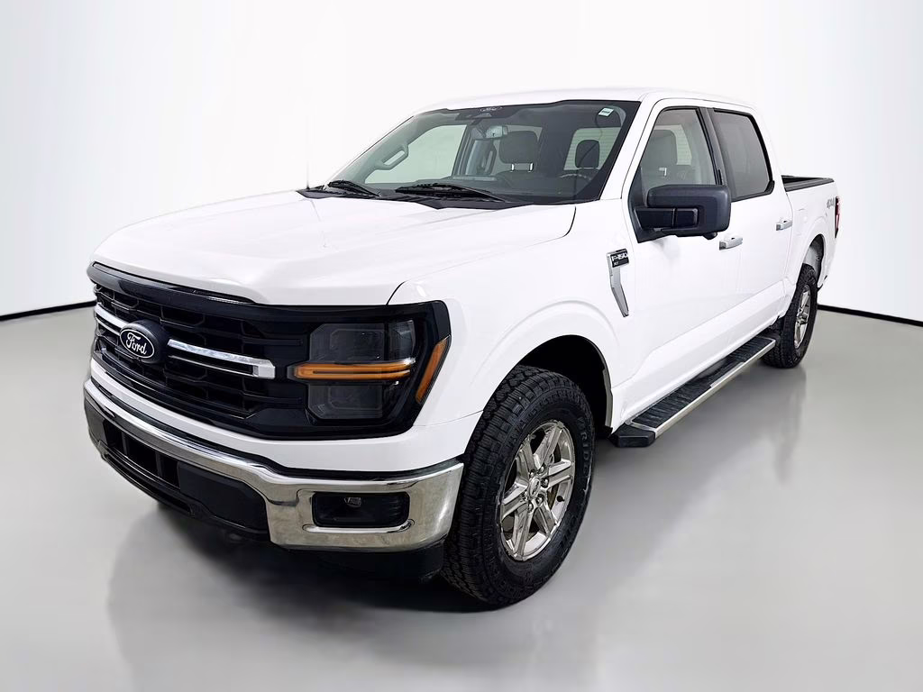 2024 Oxford White Ford F-150 XLT 4X4 Truck