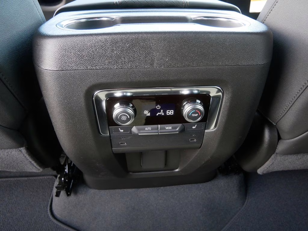 2026 Onyx Black GMC Yukon XL AT4 4X4 SUV