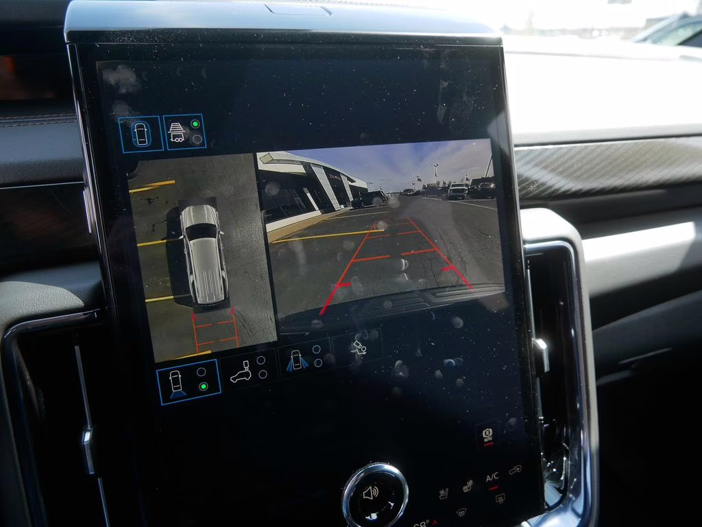 2026 Onyx Black GMC Yukon XL AT4 4X4 SUV