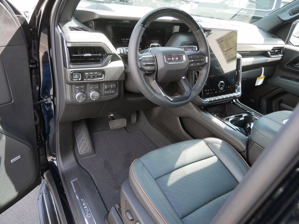 2026 Onyx Black GMC Yukon XL AT4 4X4 SUV