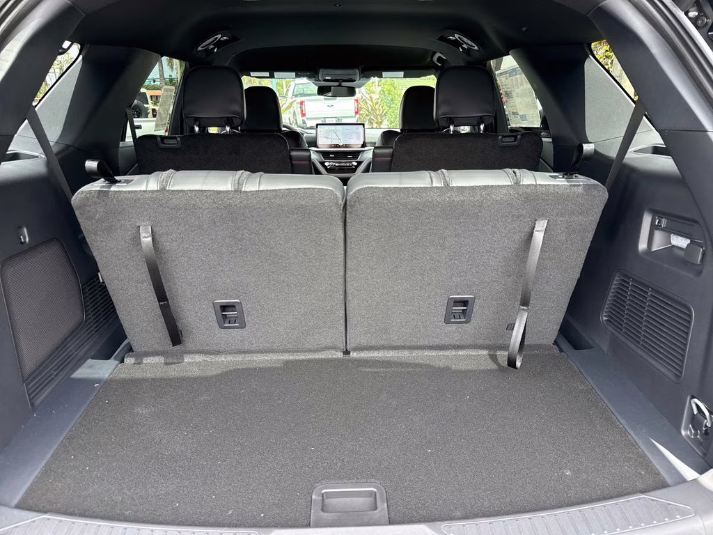 2026 Carbonized Gray Metallic Ford Explorer ST-Line RWD SUV