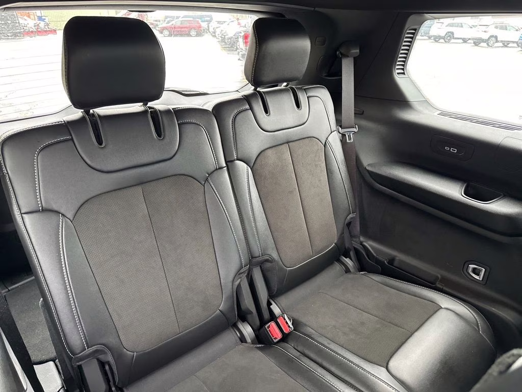 2024 Bright White Clearcoat Jeep Grand Cherokee L Altitude 4X4 SUV