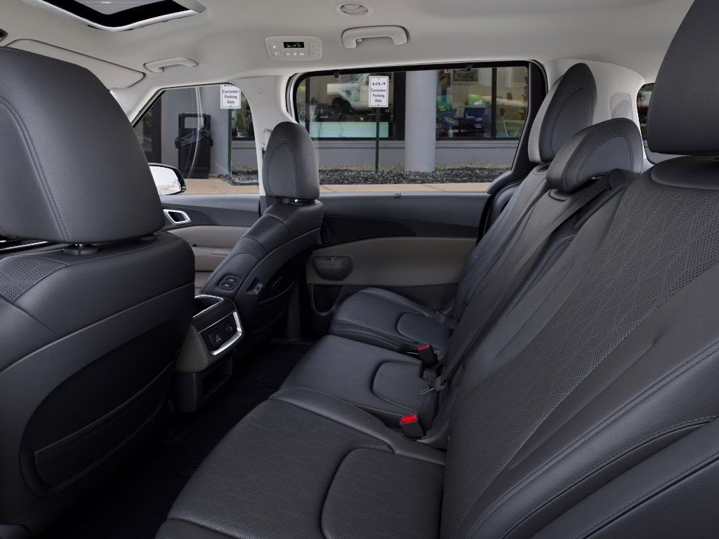 2026 Ivory Silver Kia Carnival Hybrid SX FWD Van