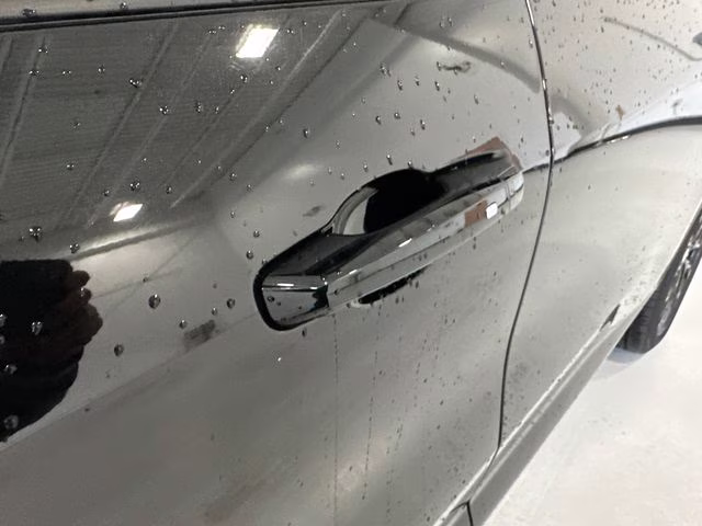 2025 Mosaic Black Metallic Chevrolet Traverse LT AWD SUV