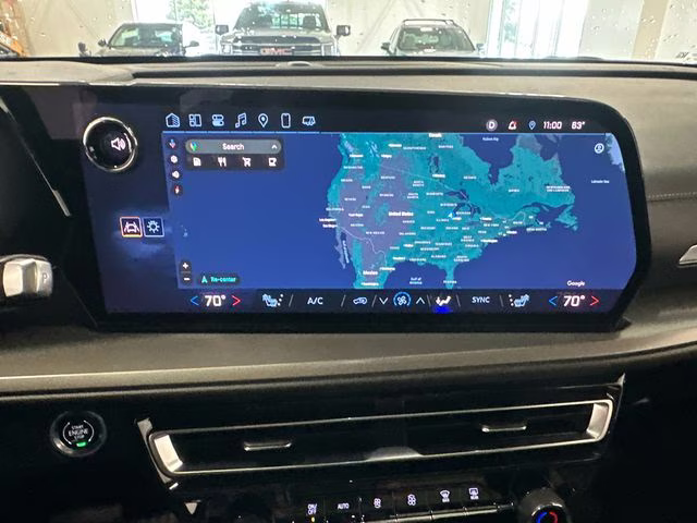 2025 Mosaic Black Metallic Chevrolet Traverse LT AWD SUV