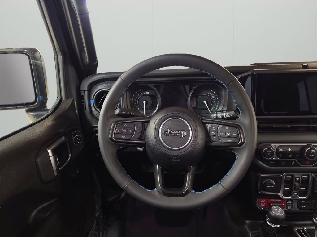 2025 Anvil Clear Coat Jeep Wrangler 4xe Rubicon 4X4 SUV