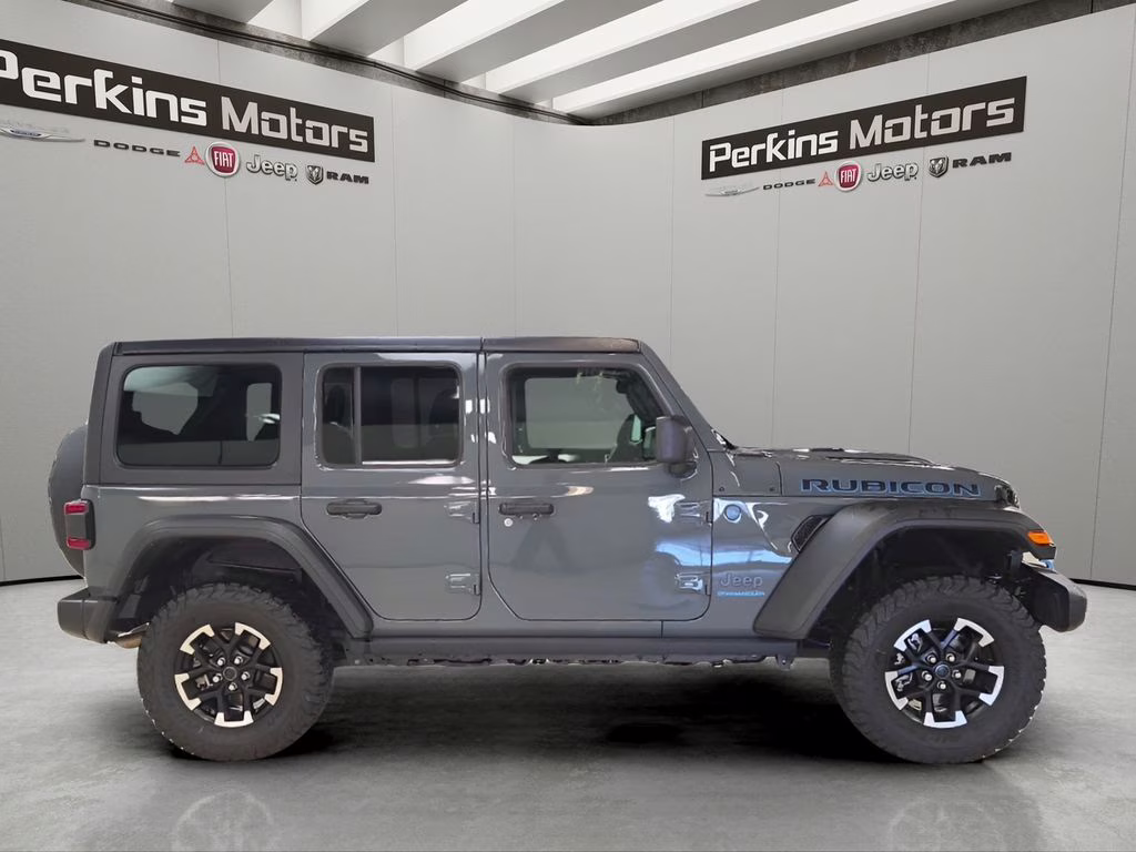 2025 Anvil Clear Coat Jeep Wrangler 4xe Rubicon 4X4 SUV