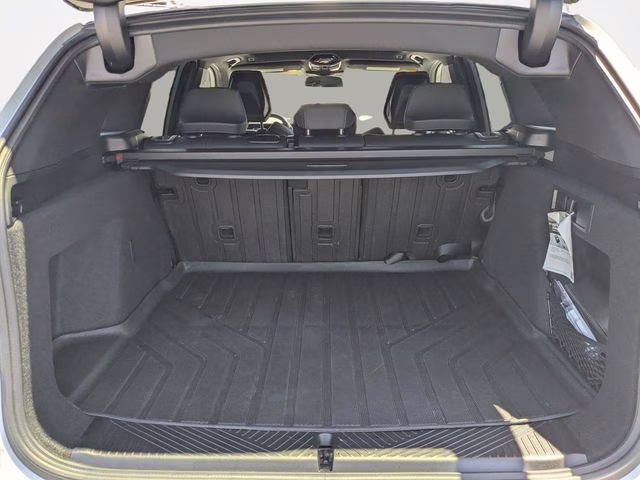 2025 Alpine White BMW X3 30 xDrive AWD SUV