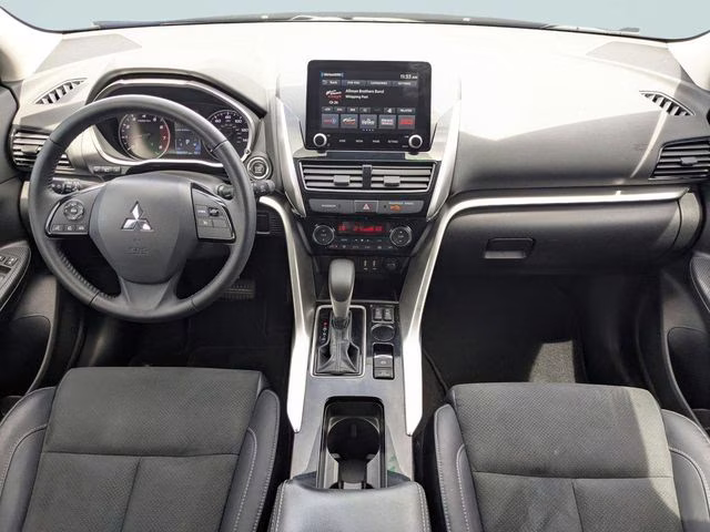 2022 Octane Blue Metallic Mitsubishi Eclipse Cross SE FWD SUV