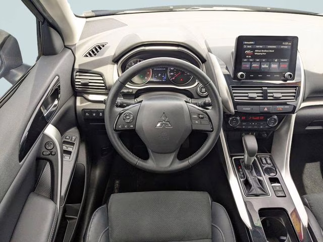 2022 Octane Blue Metallic Mitsubishi Eclipse Cross SE FWD SUV