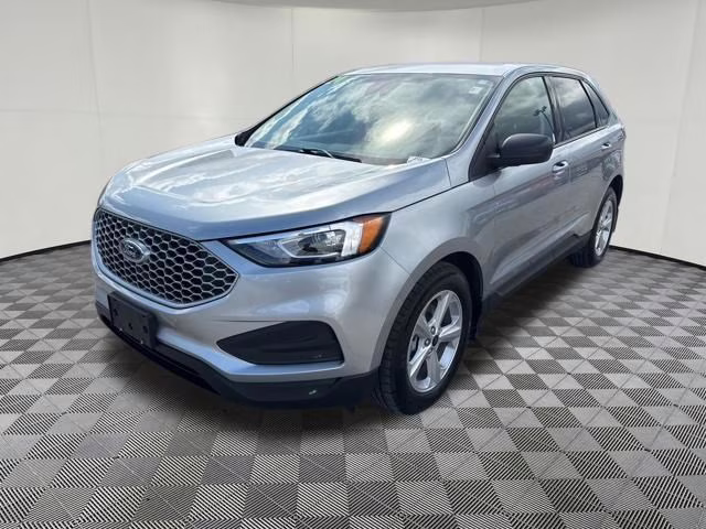 2024 Silver Metallic Ford Edge SE AWD SUV