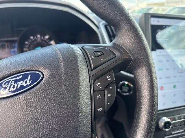 2024 Silver Metallic Ford Edge SE AWD SUV