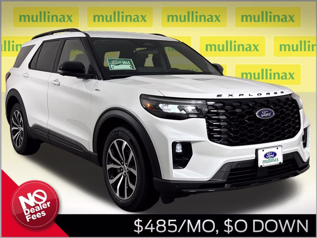 2026 Star White Metallic Tri-Coat Ford Explorer ST-Line RWD SUV