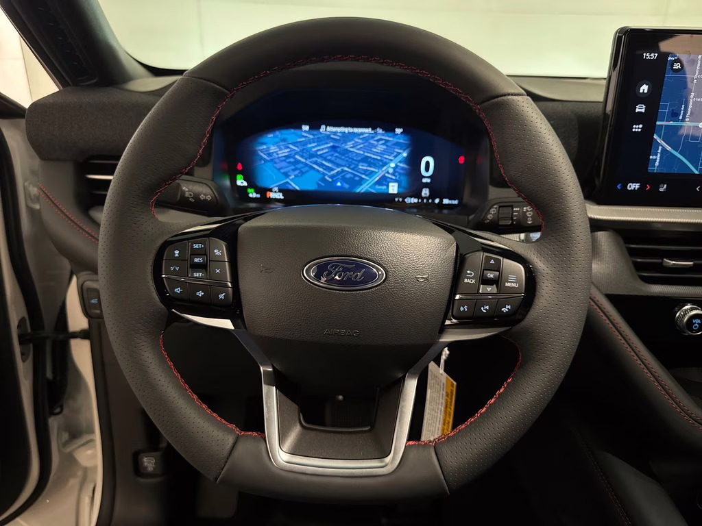 2026 Star White Metallic Tri-Coat Ford Explorer ST-Line RWD SUV