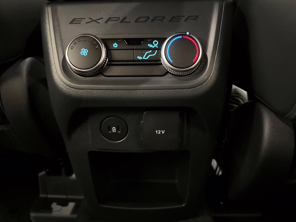 2026 Star White Metallic Tri-Coat Ford Explorer ST-Line RWD SUV