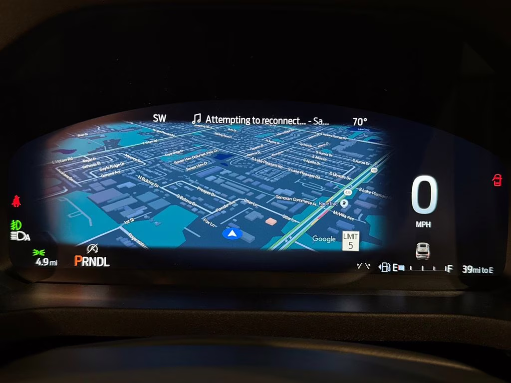 2026 Star White Metallic Tri-Coat Ford Explorer ST-Line RWD SUV