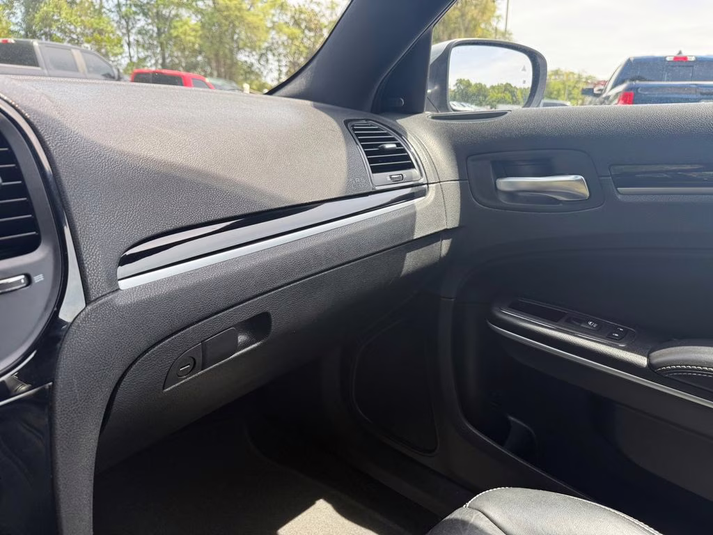 2023 Silver Mist Clearcoat Chrysler 300 S RWD Sedan