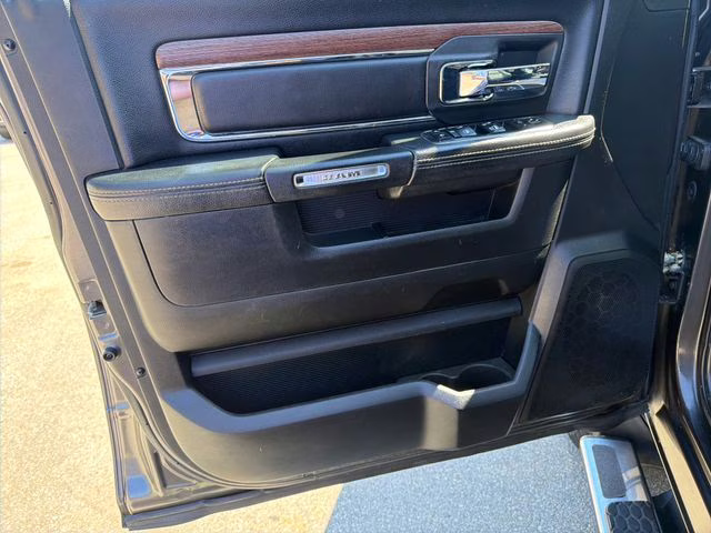 2017 Granite Crystal Metallic Clearcoat Ram 2500 Laramie 4X4 Truck