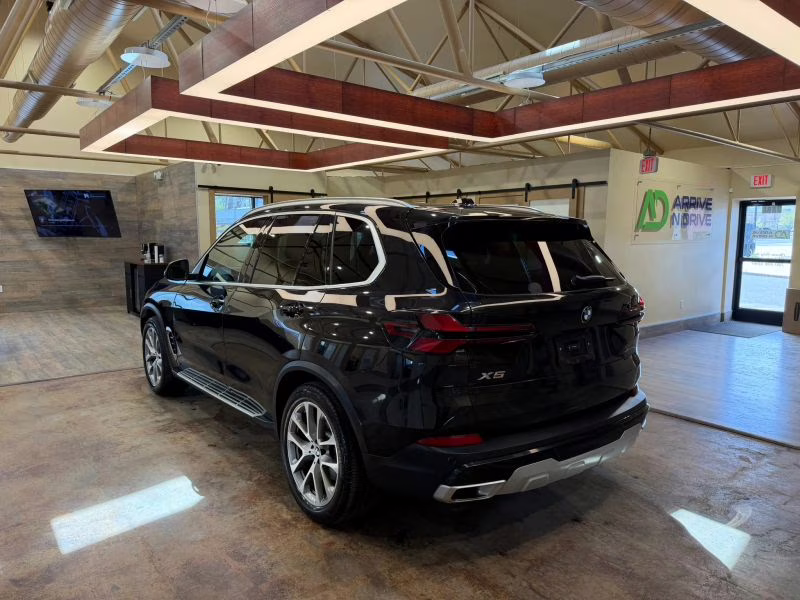 2025 BMW X5 xDrive40i Sport Utility 4D AWD