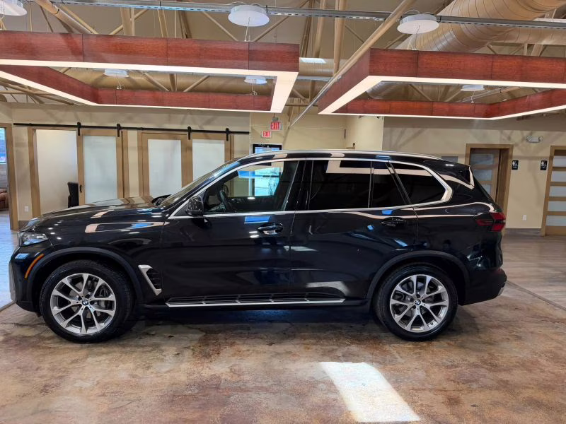 2025 BMW X5 xDrive40i Sport Utility 4D AWD
